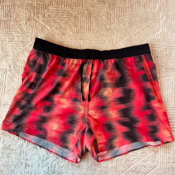 Janji Men’s AFO 5" Middle Short XL Red Black Ikat Print Running Training Trail - Picture 3 of 11